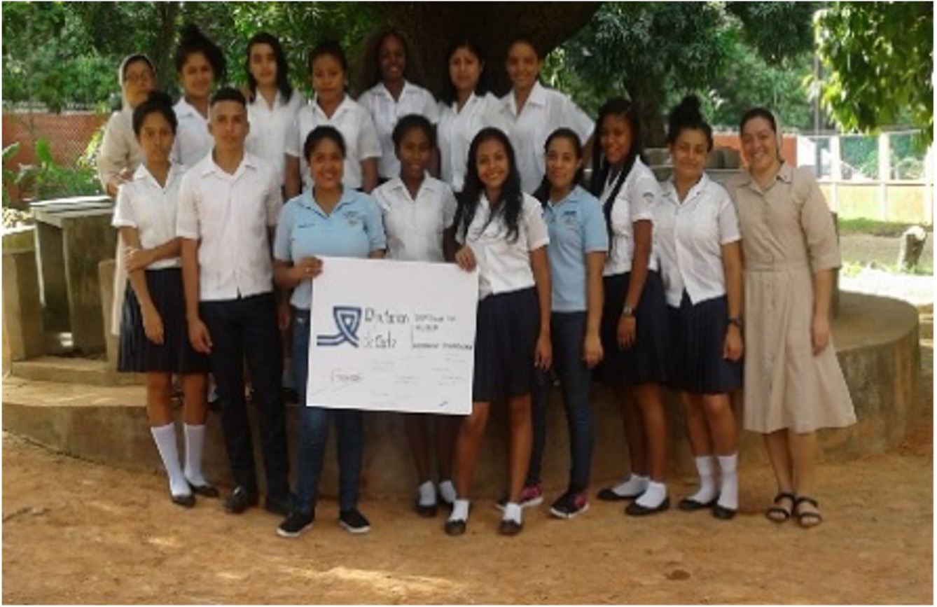 Facilitado el derecho a la educación secundaria a 20 jóvenes de las aldeas y caseríos del Departamento de Colón, en Honduras