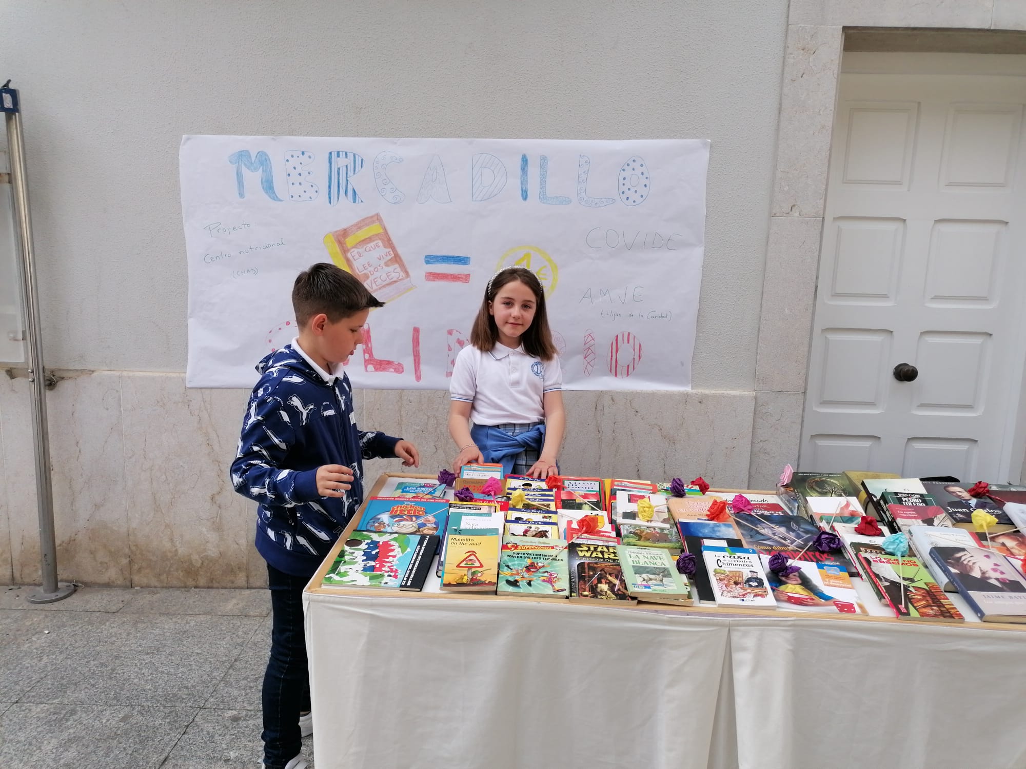 Mercadillo Solidario de libros usados en Santoña